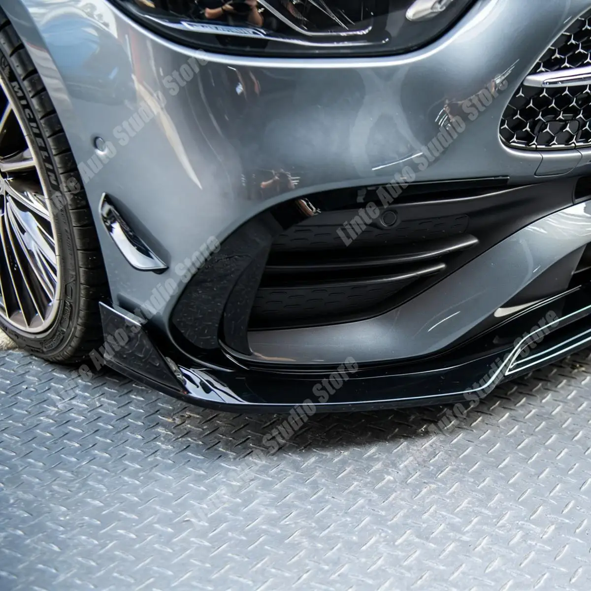 Front Bumper Canard Air Vents Trim For Mercedes-Benz C-Class W206 C200 260 300 AMG 2022-2024 C43 Upgrade Spoiler Splitter Tuning
Front Bumper Canard Air Vents Trim For Mercedes-Benz C-Class W206 C200 260 300 AMG 2022-2024 C43 Upgrade Spoiler Splitter Tuning