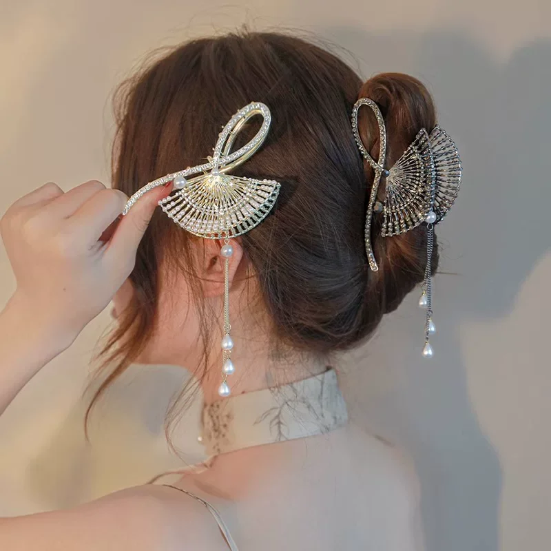 Chinese Style Exquisite New Headwear Female Hair Accessories for Women Ladies Tassels Alloy Crab Hair Clip Hair Styling Tools
Chinese Style Exquisite New Headwear Female Hair Accessories for Women Ladies Tassels Alloy Crab Hair Clip Hair Styling Tools