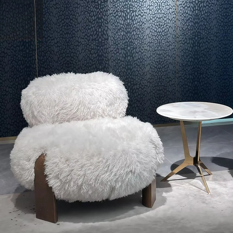 Light luxury high-end metal sofa chair villa luxury home design sense high-end single chair
Light luxury high-end metal sofa chair villa luxury home design sense high-end single chair