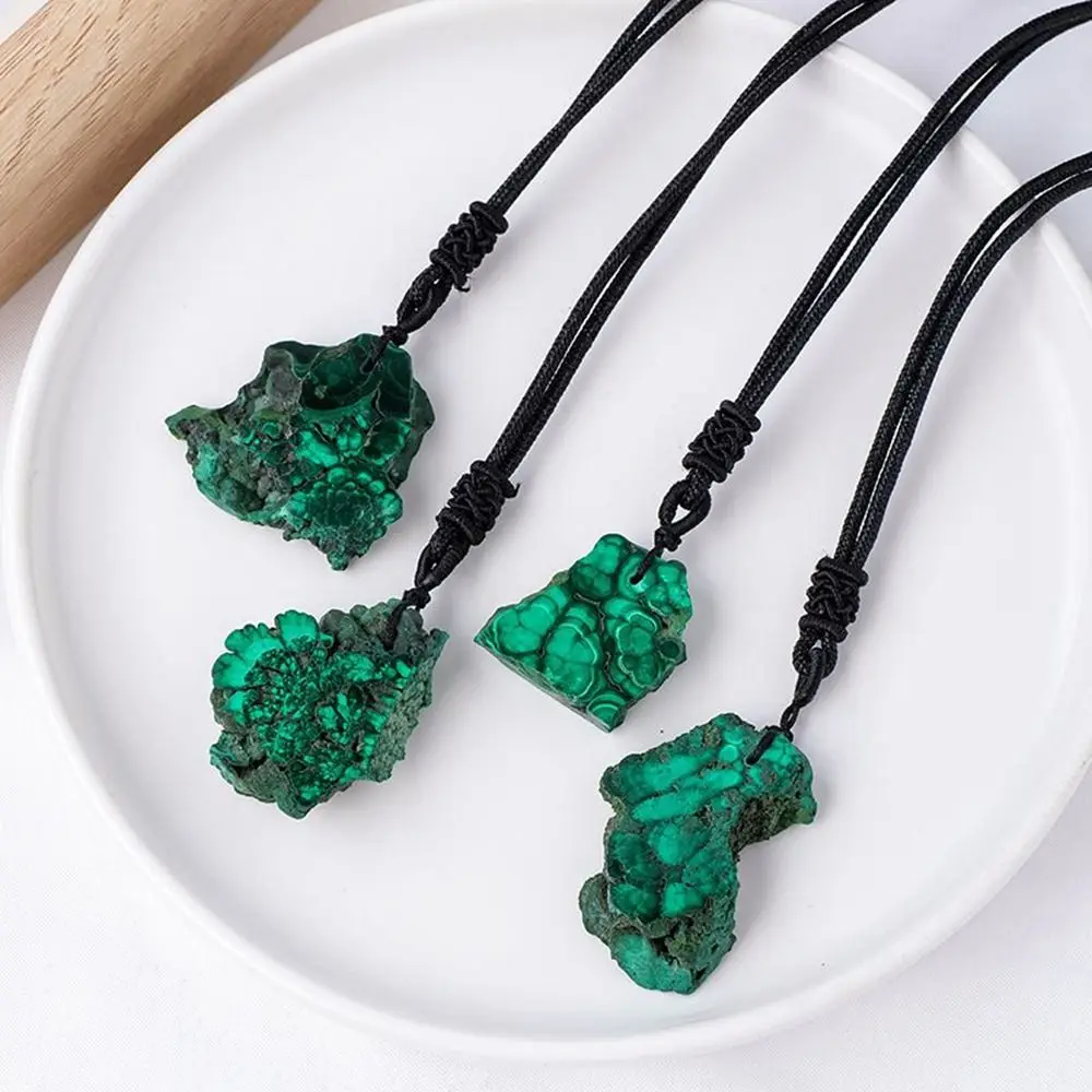 Hand-wove Crystal Malachite Pendant Irregular Shape Natural Malachite Slice Pendant With Cord Crystal Stone Necklace 
Hand-wove Crystal Malachite Pendant Irregular Shape Natural Malachite Slice Pendant With Cord Crystal Stone Necklace