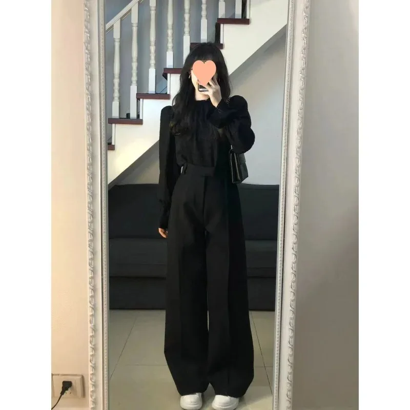 Insozkdg Autumn Retro Short Stand Collar Lantern Sleeve Shirt Wide-leg Pants Suit Black Pullover Shirt Suit Pants Two-piece Set
Insozkdg Autumn Retro Short Stand Collar Lantern Sleeve Shirt Wide-leg Pants Suit Black Pullover Shirt Suit Pants Two-piece Set