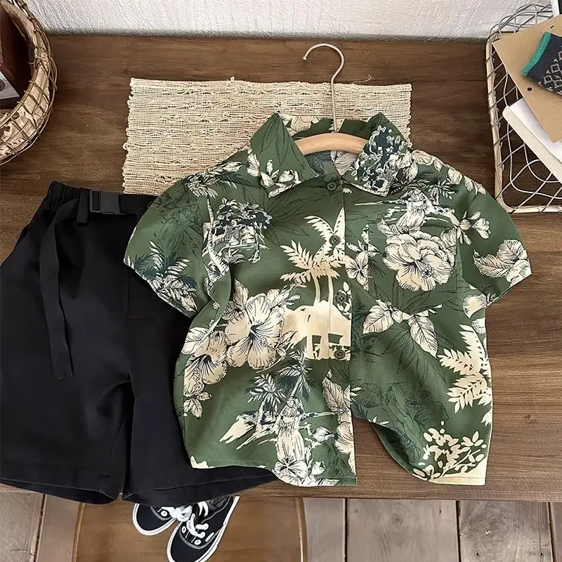 Summer New Boys Turn-down Collar Button Printed Casual Stylish Loose Personality High Street Short Sleeve Elastic Shorts Sets
Summer New Boys Turn-down Collar Button Printed Casual Stylish Loose Personality High Street Short Sleeve Elastic Shorts Sets