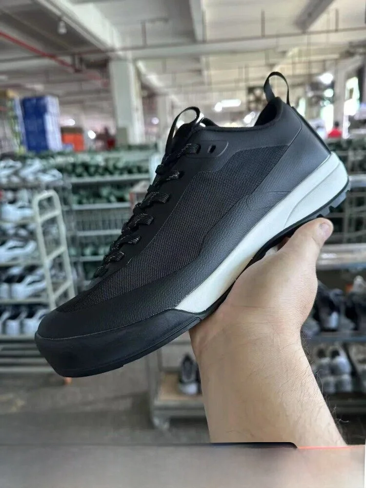 LT Series Seamless Glued Shoe Uppers Outdoor Climbing Running Casual Shoes Unisex Sporty Flat Heel Rubber Outsoles
LT Series Seamless Glued Shoe Uppers Outdoor Climbing Running Casual Shoes Unisex Sporty Flat Heel Rubber Outsoles
