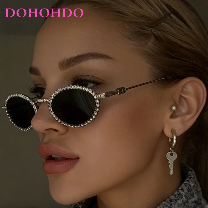 Luxury Retro Metal Oval Imitation Diamond Women Men Sunglasses Fashion Designer Shades Travel Street Photography Eyewear UV400
Luxury Retro Metal Oval Imitation Diamond Women Men Sunglasses Fashion Designer Shades Travel Street Photography Eyewear UV400