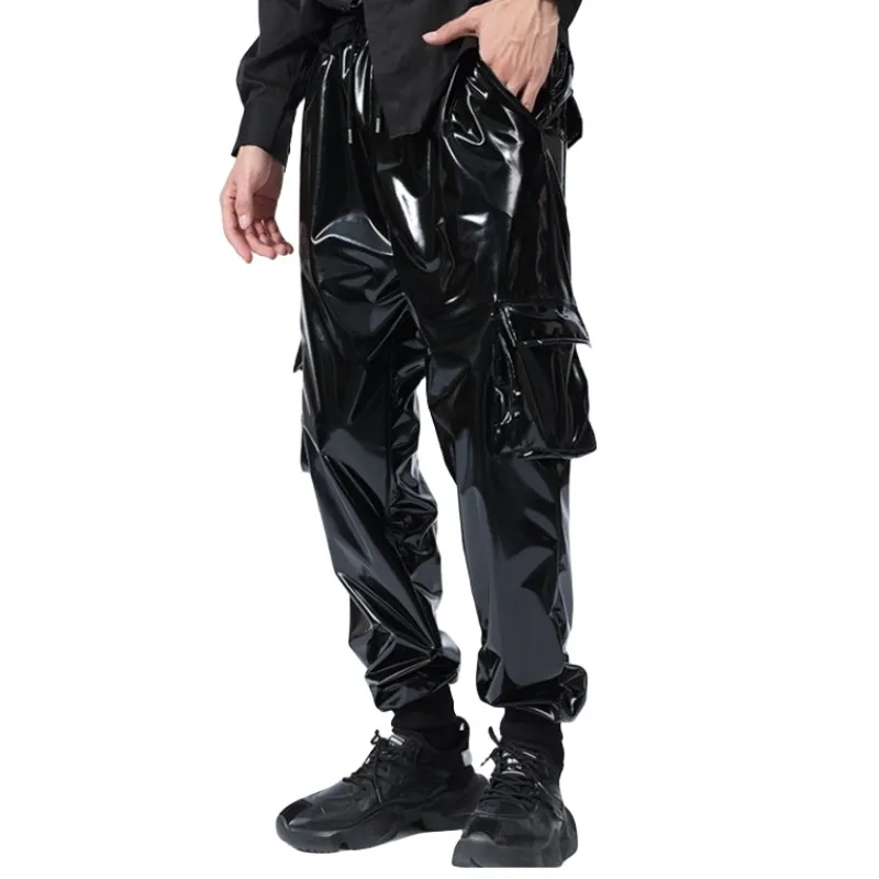 Mens Black PU Leather Cargo Pants Hip-hop Rock Male Singer Dancer Loose Casual Trousers Nightclub Bar Stage Performance Costume
Mens Black PU Leather Cargo Pants Hip-hop Rock Male Singer Dancer Loose Casual Trousers Nightclub Bar Stage Performance Costume
