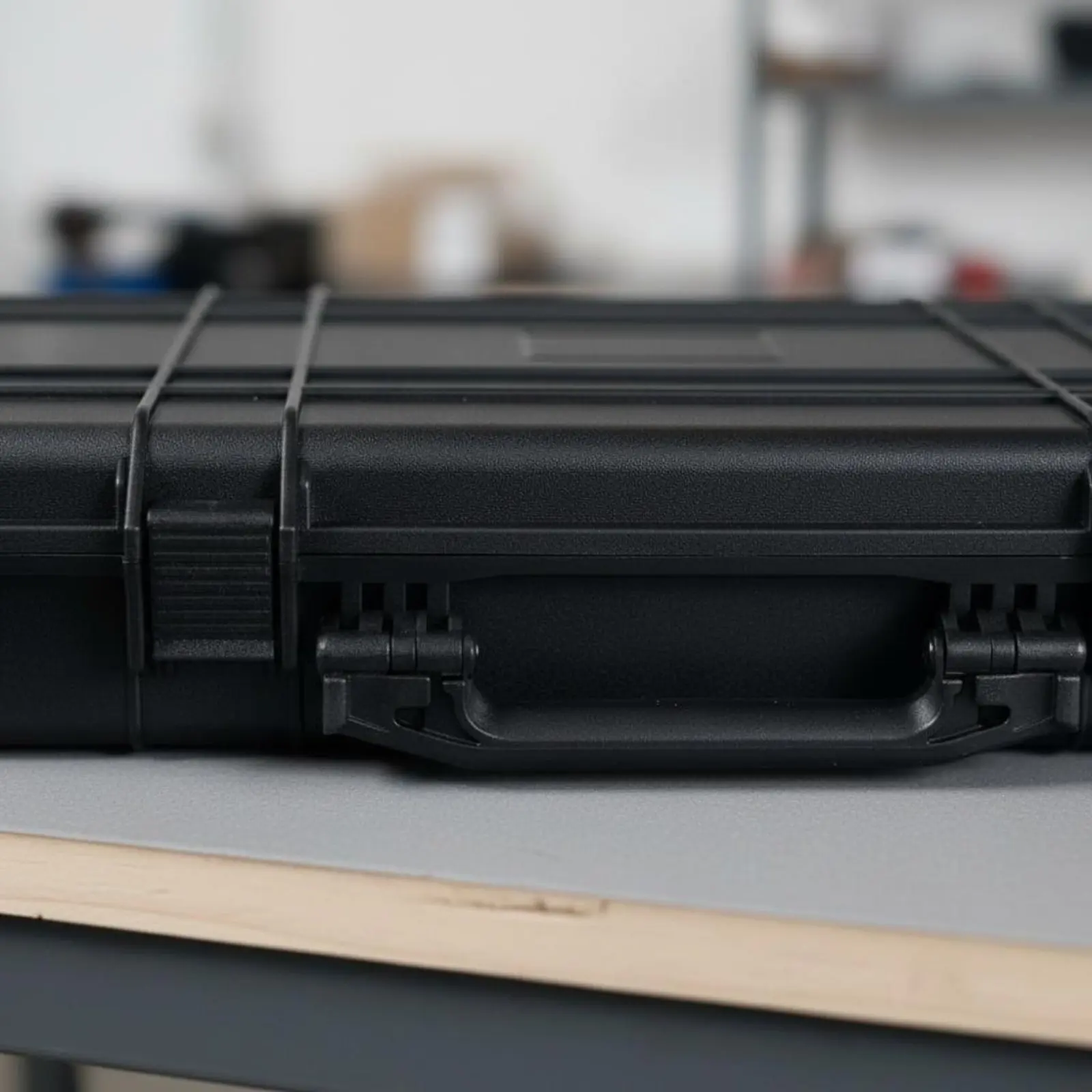 Plastic Storage Toolbox Dustproof Hard Plastic Tool Case Portable Tool Box Long-Lasting for Garage
Plastic Storage Toolbox Dustproof Hard Plastic Tool Case Portable Tool Box Long-Lasting for Garage