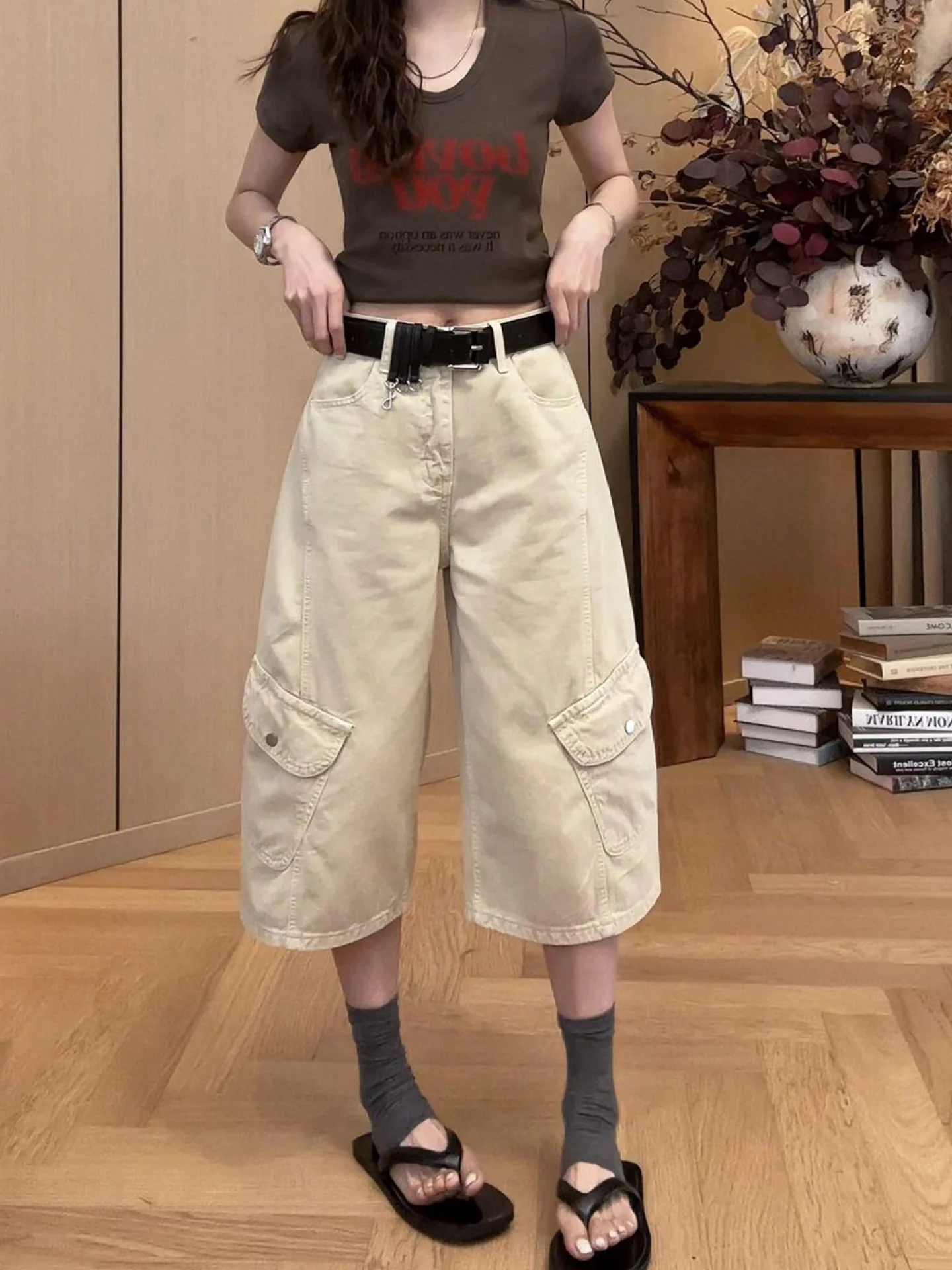 plus Size Workwear Jeans Women's Summer Thin Straight Leg Seven-Foot Wide Leg Pants High Waist Casual Worn-look Denim
plus Size Workwear Jeans Women's Summer Thin Straight Leg Seven-Foot Wide Leg Pants High Waist Casual Worn-look Denim