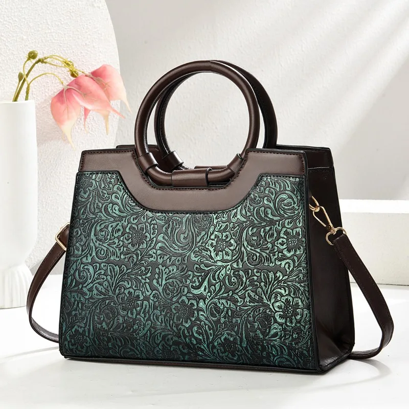 2025 New Fashionable Crossbody Large Capacity Shoulder Bag with High-end Temperament for Middle-aged Mothers and Women Handbag
2025 New Fashionable Crossbody Large Capacity Shoulder Bag with High-end Temperament for Middle-aged Mothers and Women Handbag