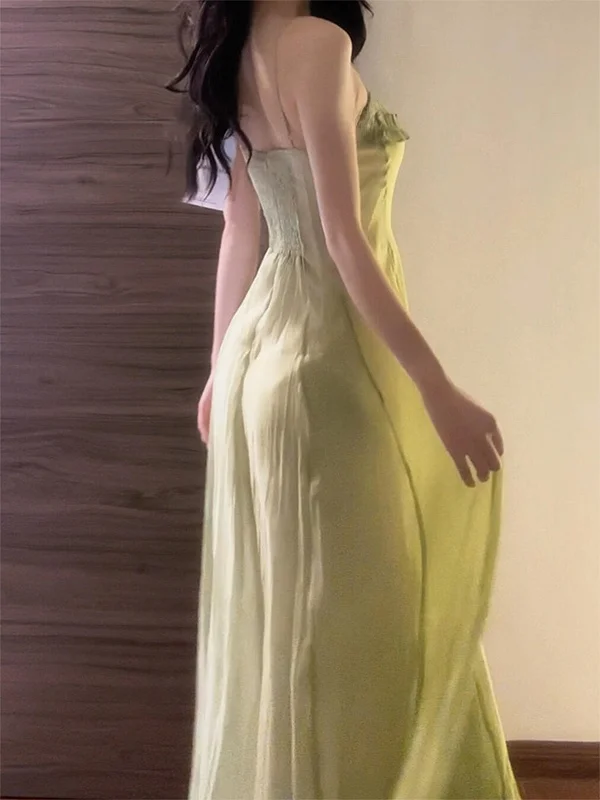 Stunning Green White Highlighting Strapless Waist Cinched Long Dress Summer Pure Style Beach Vacation Holiday Fairy Tale Skirt
Stunning Green White Highlighting Strapless Waist Cinched Long Dress Summer Pure Style Beach Vacation Holiday Fairy Tale Skirt