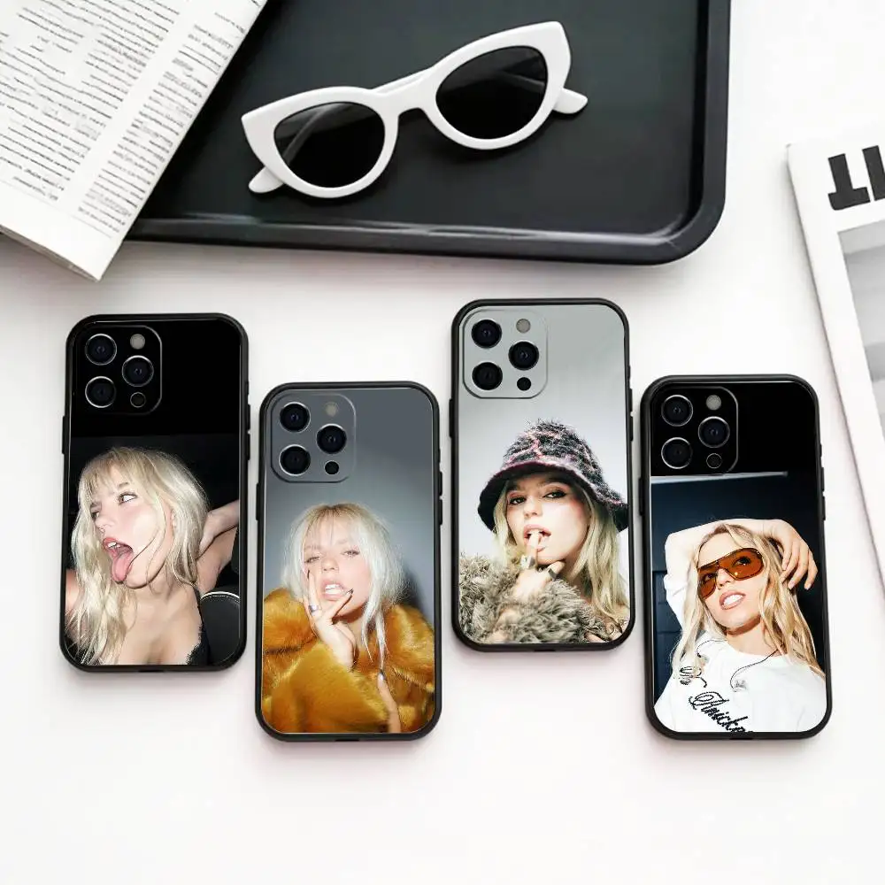 Singer R-renee Rapp Bite Me Phone Case Silicone Soft For IPhone 17 16 15 14 13 12 11 X XR Plus Pro Max Plus
Singer R-renee Rapp Bite Me Phone Case Silicone Soft For IPhone 17 16 15 14 13 12 11 X XR Plus Pro Max Plus