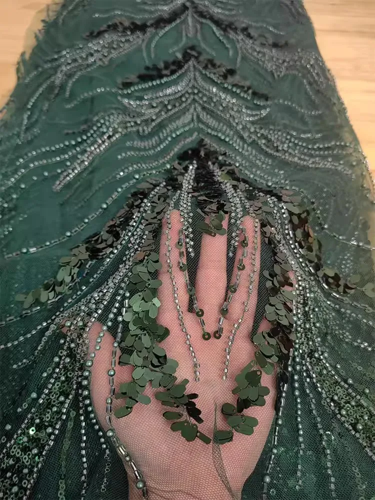 1 ярд Изысканная ткань с крупными цветочными вышивками бисером для свадебных платьев, ципао, одежды, роскошная марлевая ткань
1 ярд Изысканная ткань с крупными цветочными вышивками бисером для свадебных платьев, ципао, одежды, роскошная марлевая ткань