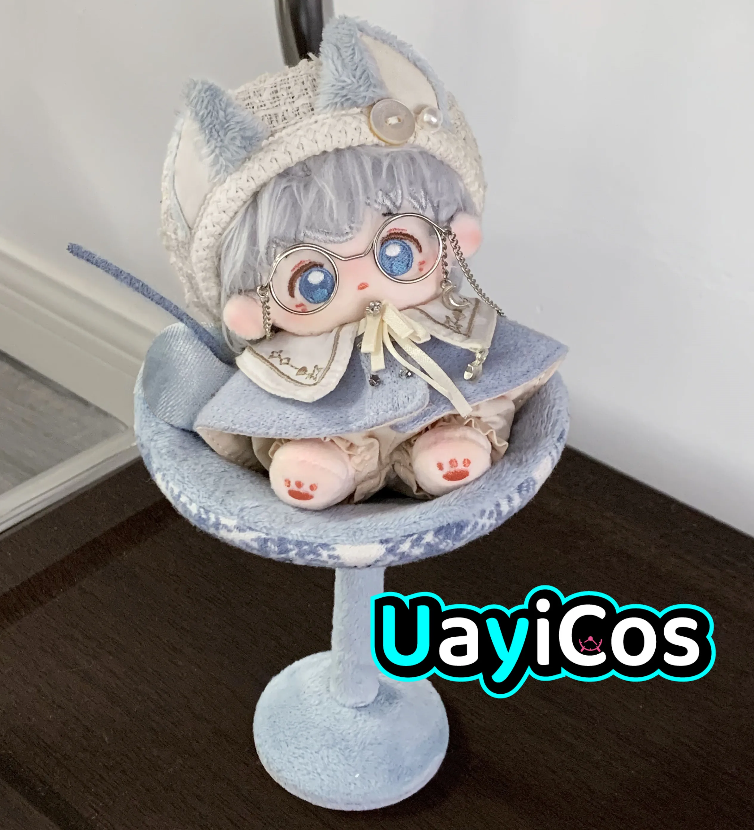 10 см кукольная одежда, берет, шляпа, плащ, плюшевые бокалы для вина, ретро-очки, одежда, костюм, мягкие плюшевые аксессуары для кукол, аниме-игрушка для детей
10 см кукольная одежда, берет, шляпа, плащ, плюшевые бокалы для вина, ретро-очки, одежда, костюм, мягкие плюшевые аксессуары для кукол, аниме-игрушка для детей