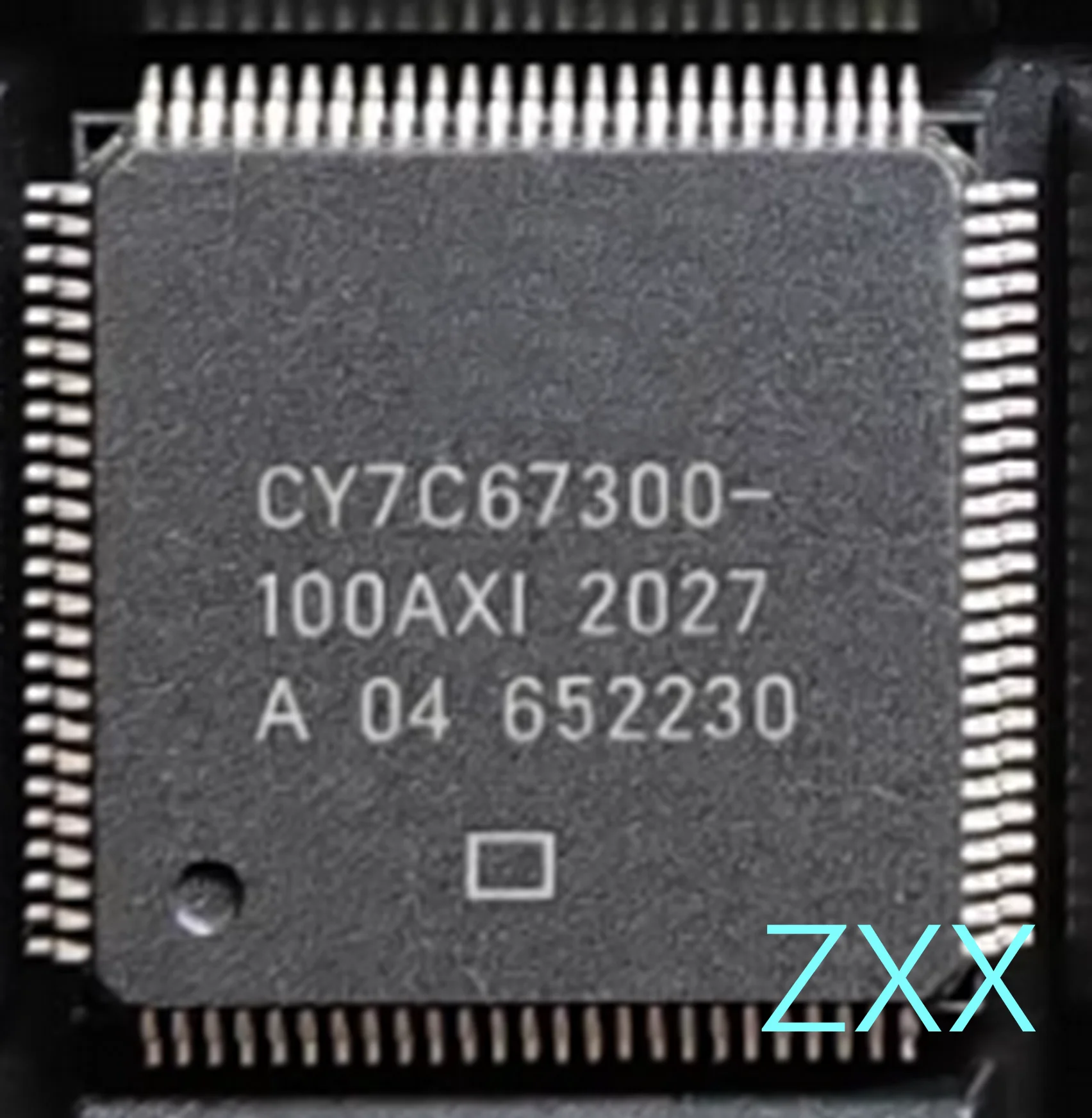 2PCS CY7C67300-100AXI QFP
2PCS CY7C67300-100AXI QFP