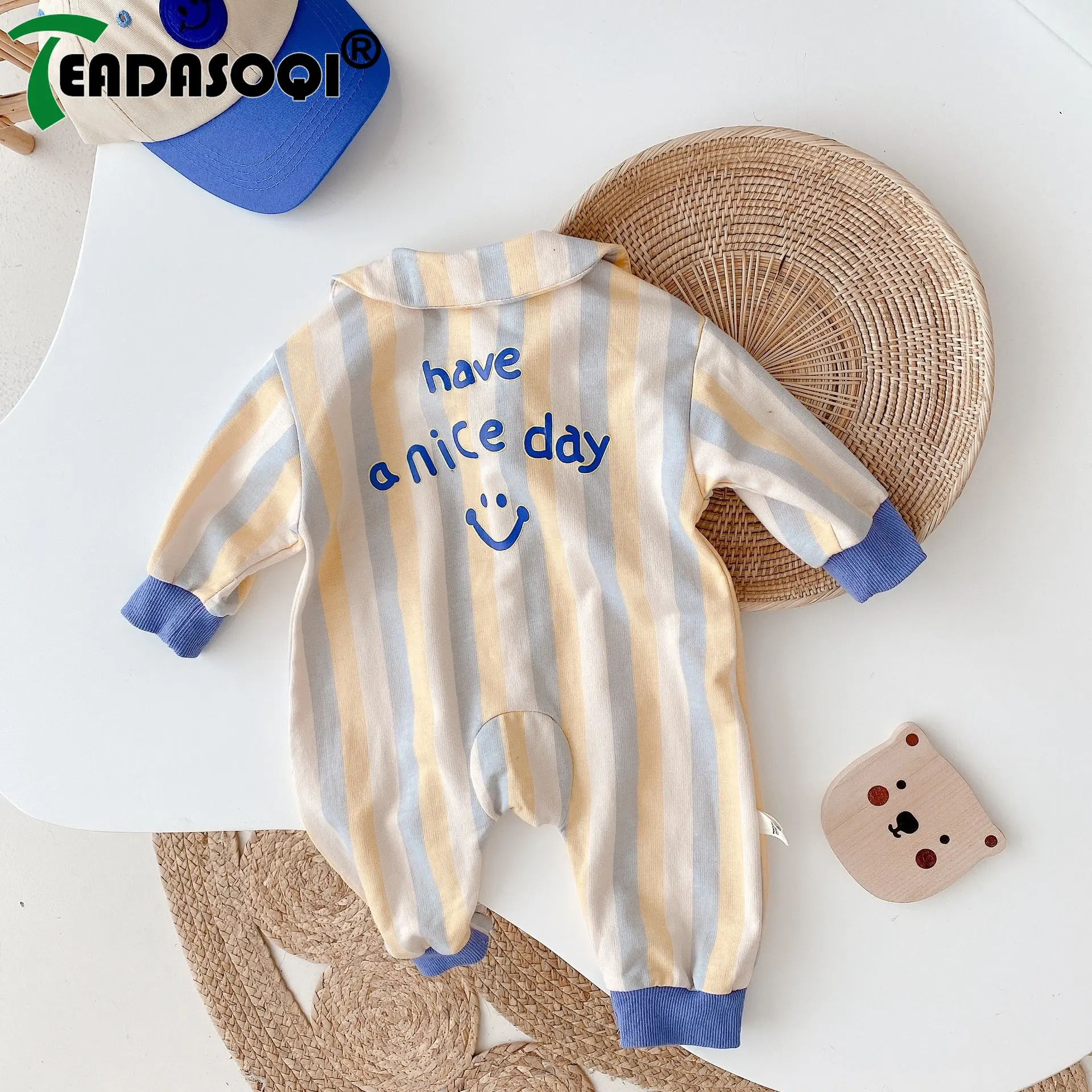 Autumn 2023: Kids Baby Boys Striped Turn-Down Collar One-Piece Romper, Infant Newborn Single-Breasted Full Sleeve Letter Clothes
Autumn 2023: Kids Baby Boys Striped Turn-Down Collar One-Piece Romper, Infant Newborn Single-Breasted Full Sleeve Letter Clothes