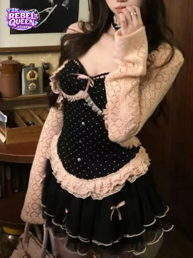 Japanese Vintage Y2K 2000s 3 Piece Set Women Polka Dot Print Lace Tops + Cardigan + Bow High Waist Skirt Summer Sweet Outfit
Japanese Vintage Y2K 2000s 3 Piece Set Women Polka Dot Print Lace Tops + Cardigan + Bow High Waist Skirt Summer Sweet Outfit