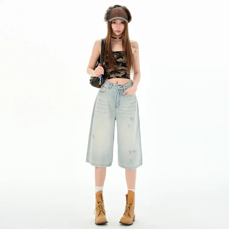 2025 Girls Washed High Waist Loose Wide Leg Pants Y2k Style Straight Jeans Women'S Knee - Length Shorts
2025 Girls Washed High Waist Loose Wide Leg Pants Y2k Style Straight Jeans Women'S Knee - Length Shorts