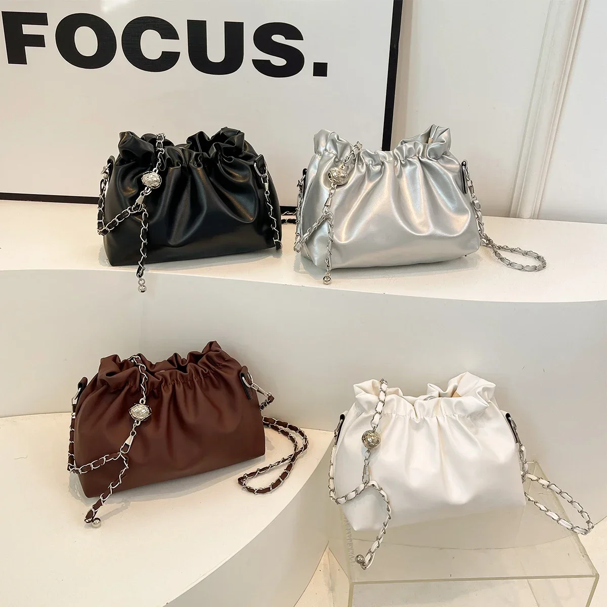 1 Pc Simple Shoulder Bag For Women, Drawstring Closure & Chain Strap Crossbody Bag For Lady For Daily Use & Shopping&Travel
1 Pc Simple Shoulder Bag For Women, Drawstring Closure & Chain Strap Crossbody Bag For Lady For Daily Use & Shopping&Travel