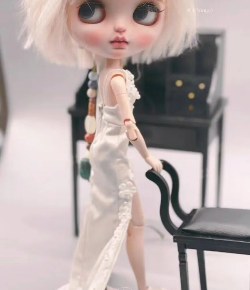 2025 elegant style 1pcs Blythe dress white 1/6 30cm(Fit for azone,Pullip,Ob22/24/26, Licca)
2025 elegant style 1pcs Blythe dress white 1/6 30cm(Fit for azone,Pullip,Ob22/24/26, Licca)