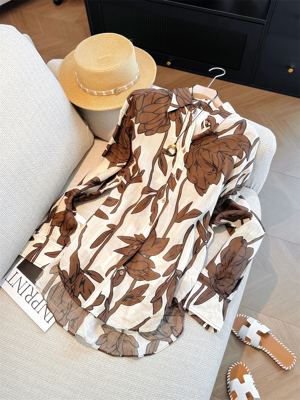 Длинный свободный мужской топ с китайским цветочным принтом в стиле ретро, тонкий свободный мужской летний повседневный солнцезащитный топ для осеннего отдыха
Длинный свободный мужской топ с китайским цветочным принтом в стиле ретро, тонкий свободный мужской летний повседневный солнцезащитный топ для осеннего отдыха