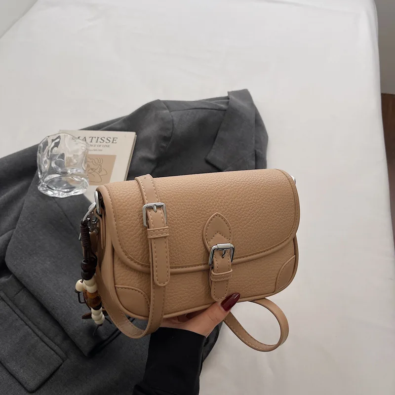 Новинка 2023 года, минималистичная маленькая квадратная сумка через плечо для женщин, многосторонняя сумка через плечо из натуральной кожи, женские сумки
Новинка 2023 года, минималистичная маленькая квадратная сумка через плечо для женщин, многосторонняя сумка через плечо из натуральной кожи, женские сумки