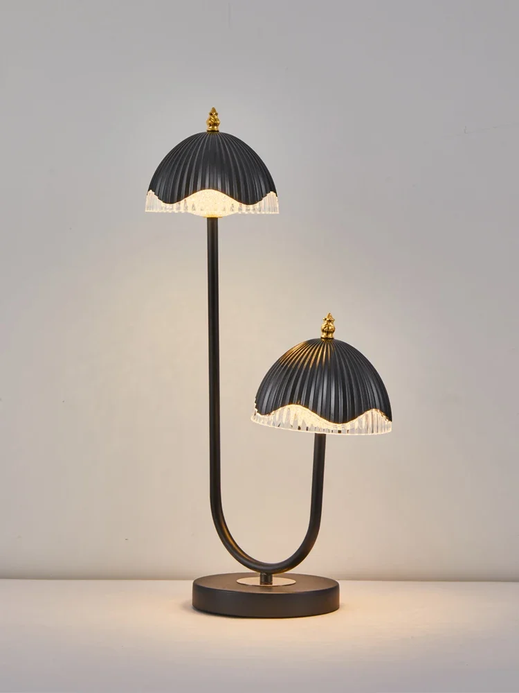 Qf Table Lamp Bedside Personality Glass Romantic Study and Bedroom Bedside Lamp
Qf Table Lamp Bedside Personality Glass Romantic Study and Bedroom Bedside Lamp