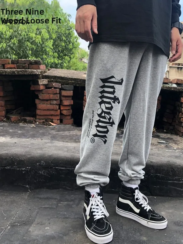 Футболка Nine Wood Летние тонкие уличные спортивные свободные драпированные брюки с принтом в стиле хип-хоп Повседневные длинные брюки с низкой талией Прямые джинсы
Футболка Nine Wood Летние тонкие уличные спортивные свободные драпированные брюки с принтом в стиле хип-хоп Повседневные длинные брюки с низкой талией Прямые джинсы