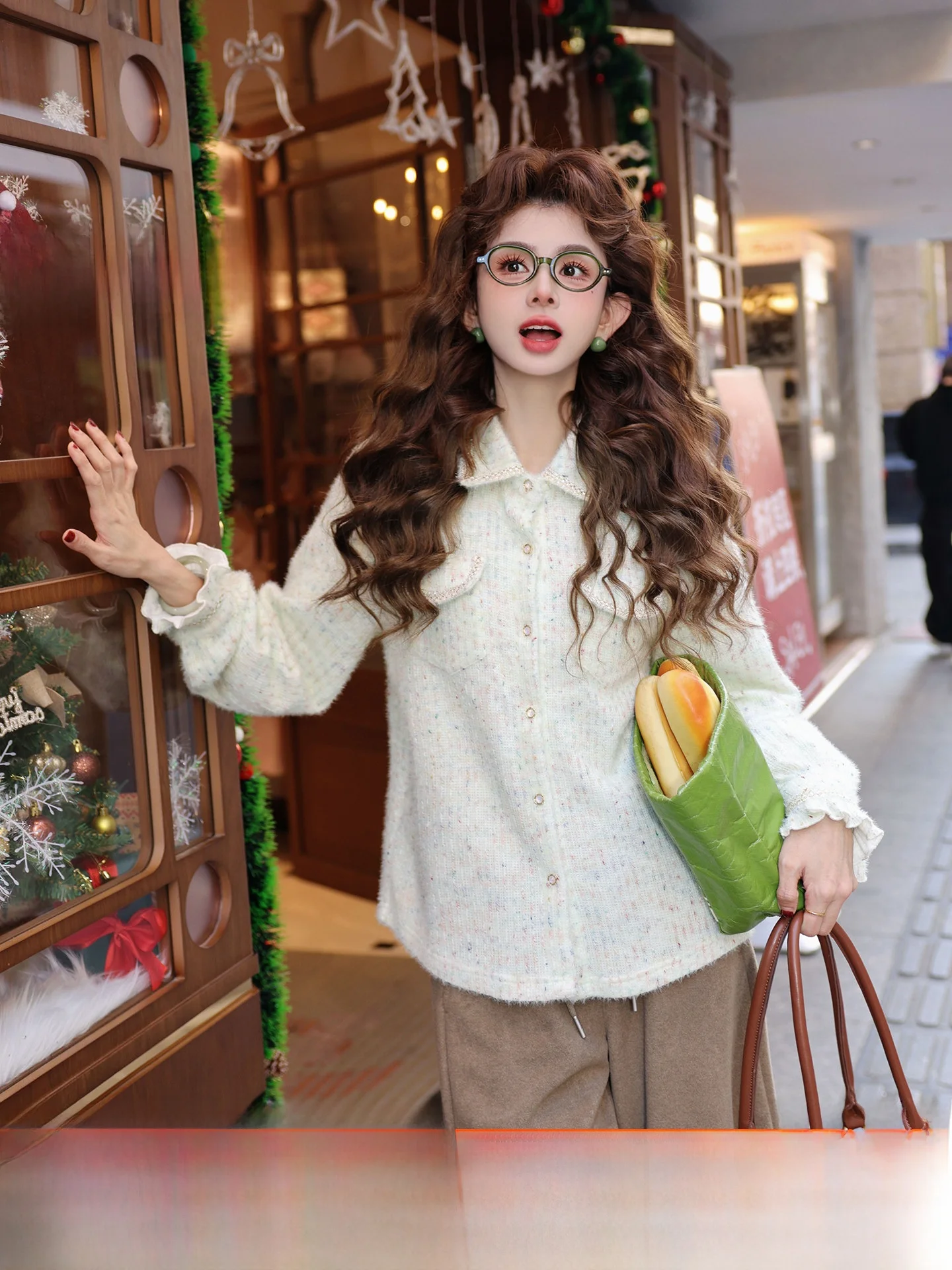 Винтажная женская рубашка Chen Jiajie с длинным рукавом, элегантная, универсальная, для осени и зимы, новая повседневная модель
Винтажная женская рубашка Chen Jiajie с длинным рукавом, элегантная, универсальная, для осени и зимы, новая повседневная модель