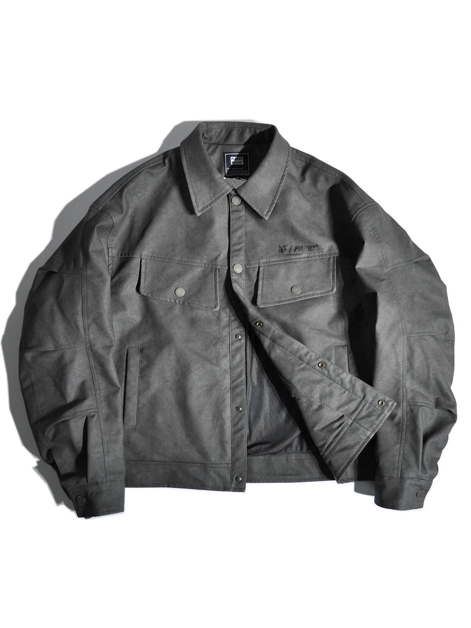 Американская ретро-куртка в стиле Детройт, из искусственной кожи, с отложным воротником, свободного кроя, в стиле Харрингтон, для охоты и работы, верхняя одежда
Американская ретро-куртка в стиле Детройт, из искусственной кожи, с отложным воротником, свободного кроя, в стиле Харрингтон, для охоты и работы, верхняя одежда