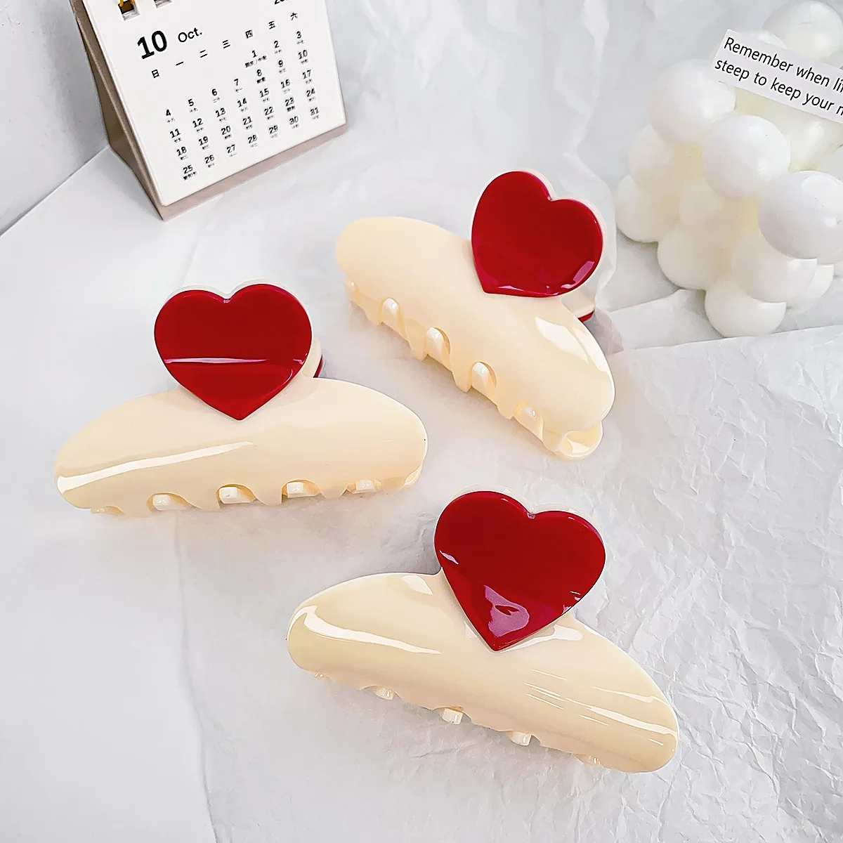 DuoShang Sweet Heart-shaped Hair Claw Acrylic Claw Clips Valentine's Day Gift Crab Hair Clips for Women Girls Hair Accessories
DuoShang Sweet Heart-shaped Hair Claw Acrylic Claw Clips Valentine's Day Gift Crab Hair Clips for Women Girls Hair Accessories