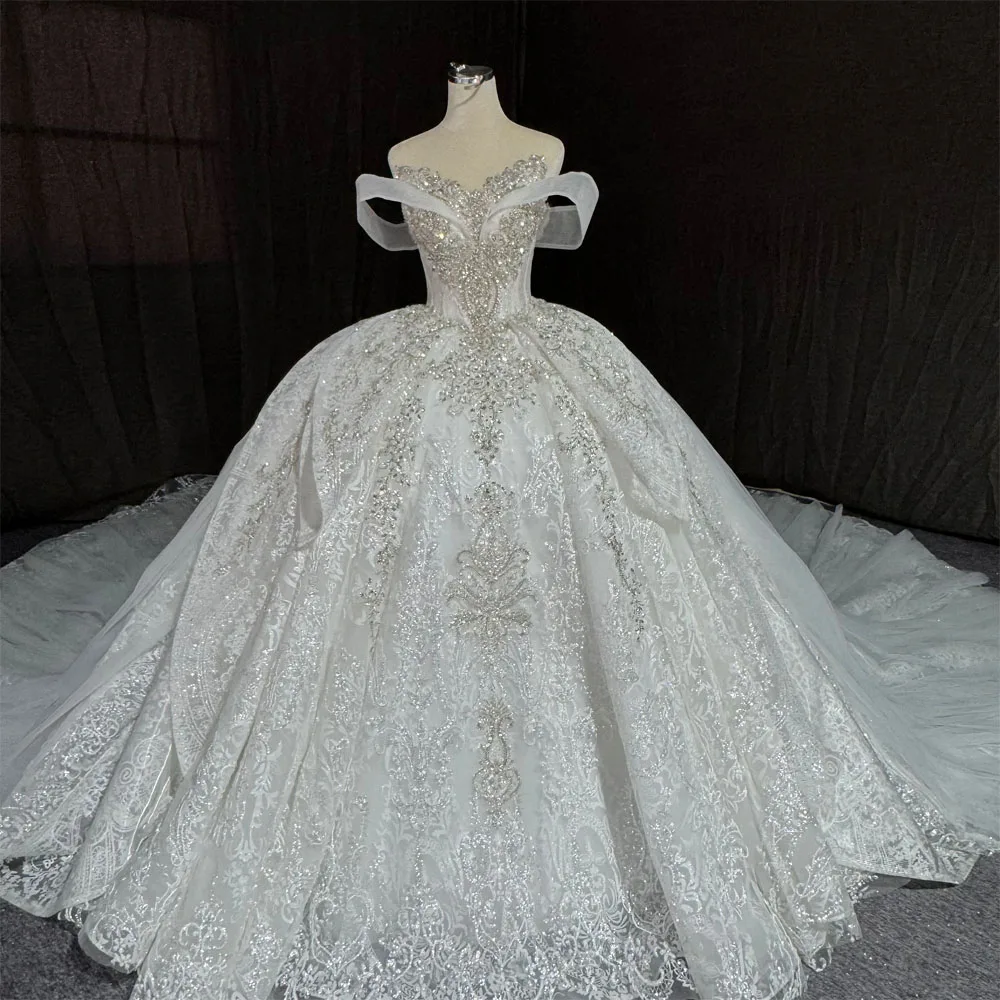 2026 Elegant Sweetheart Off The Shoulder Wedding Dress Embroidery Crystal Lace-Up Back Customizab Bridal Gown
2026 Elegant Sweetheart Off The Shoulder Wedding Dress Embroidery Crystal Lace-Up Back Customizab Bridal Gown