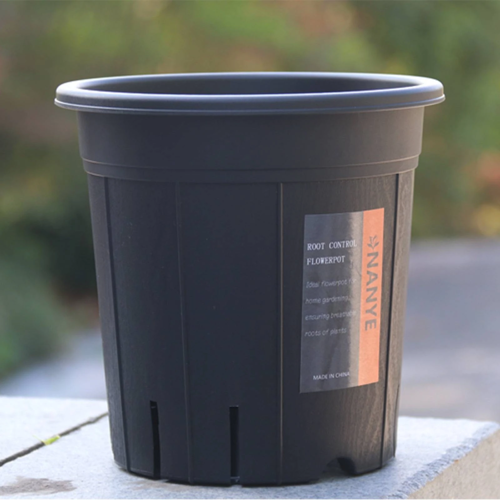 Plastic Nursery Pot Breathable Gallon Plant Pot Plant Container Lightweight Garden Supplies Reusable
Plastic Nursery Pot Breathable Gallon Plant Pot Plant Container Lightweight Garden Supplies Reusable
