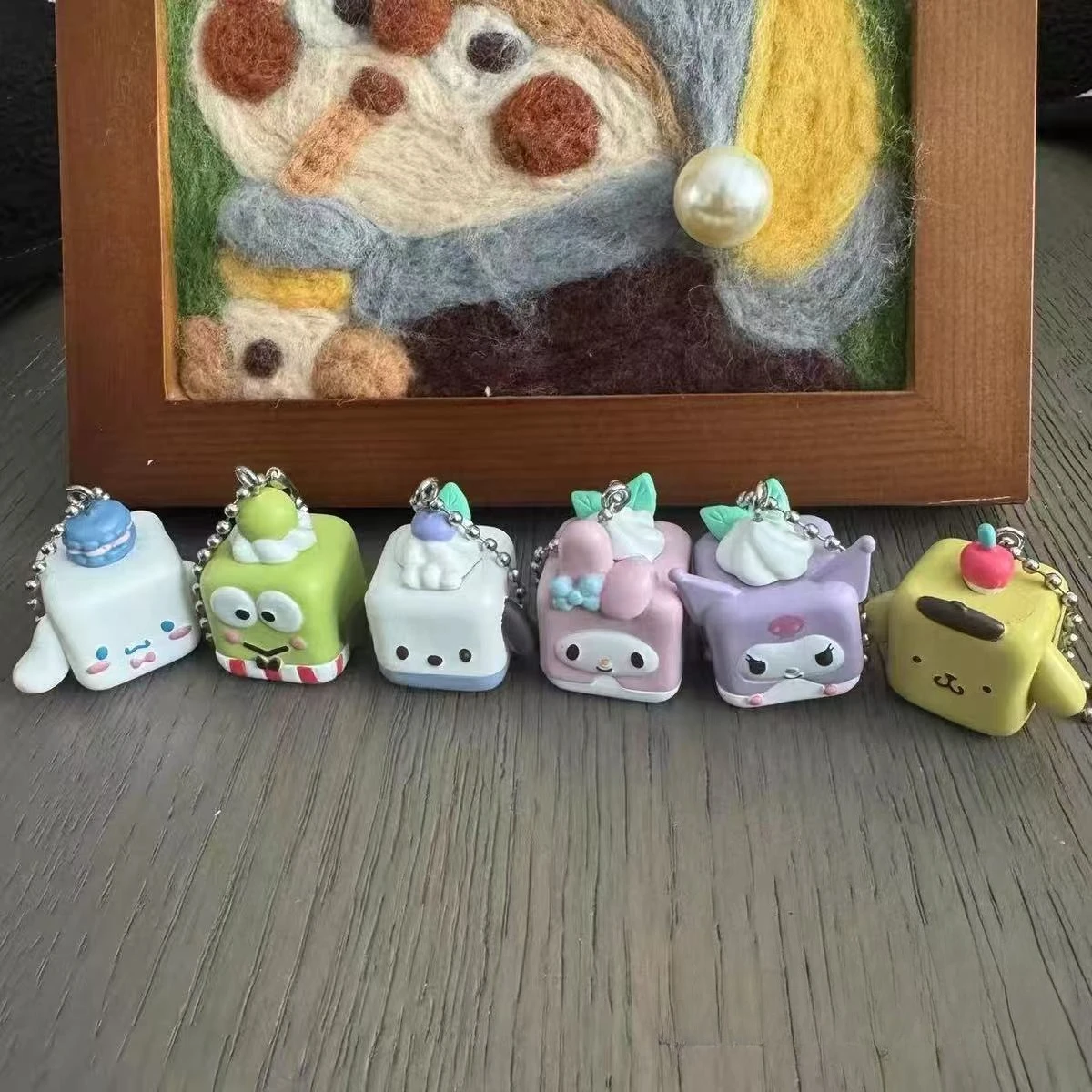 Подлинные персонажи Sanrio Cinnamoroll Keroppi Pochacco My Melody Kuromi, цепочка из бисера, подвеска, слепая коробка, подарок на день рождения, модные игрушки
Подлинные персонажи Sanrio Cinnamoroll Keroppi Pochacco My Melody Kuromi, цепочка из бисера, подвеска, слепая коробка, подарок на день рождения, модные игрушки