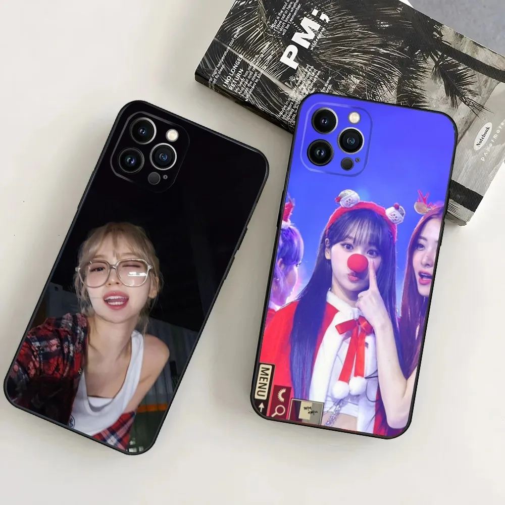 Singer Kim C-Chaewon LE Phone Case For iPhone16,15,14,13,12 Mini 11 Pro XR,X,XS,MAX 7,8 Plus Silicone Cover Soft Black
Singer Kim C-Chaewon LE Phone Case For iPhone16,15,14,13,12 Mini 11 Pro XR,X,XS,MAX 7,8 Plus Silicone Cover Soft Black