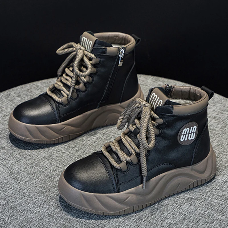 2024 Women's casual sports shoes Genuine leather material Fashion Boots for Women Trend Lace-up Boots Versatile elevator shoes
2024 Women's casual sports shoes Genuine leather material Fashion Boots for Women Trend Lace-up Boots Versatile elevator shoes