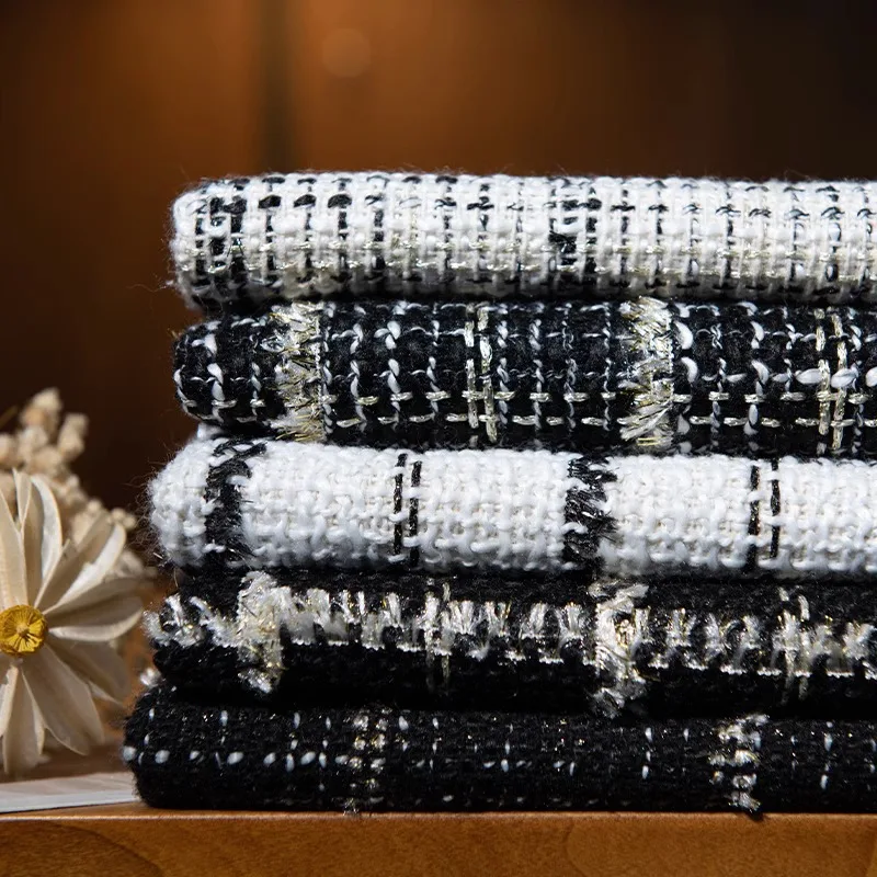 New Black and white checkered woolen woven fabric, small fragrance style DIY fashion high-end fabric 50x140 cm
New Black and white checkered woolen woven fabric, small fragrance style DIY fashion high-end fabric 50x140 cm