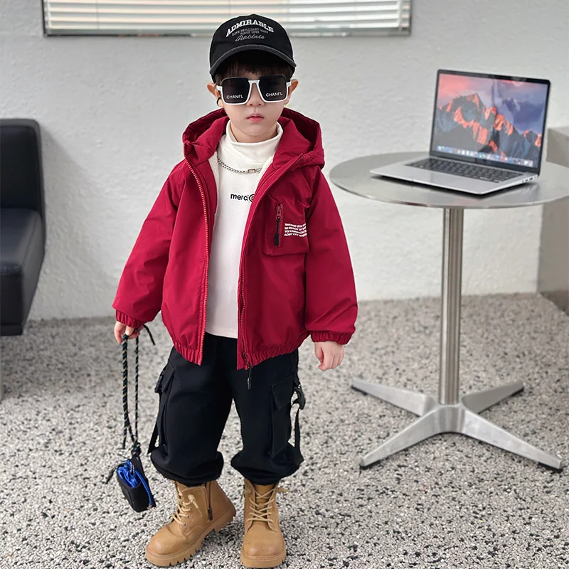 Куртка-парка для мальчиков, красная, хлопковая, на флисовой подкладке, осенне-зимняя, утепленная, с воротником-стойкой, для дома и отдыха, молодежная, трендовая, водонепроницаемая
Куртка-парка для мальчиков, красная, хлопковая, на флисовой подкладке, осенне-зимняя, утепленная, с воротником-стойкой, для дома и отдыха, молодежная, трендовая, водонепроницаемая