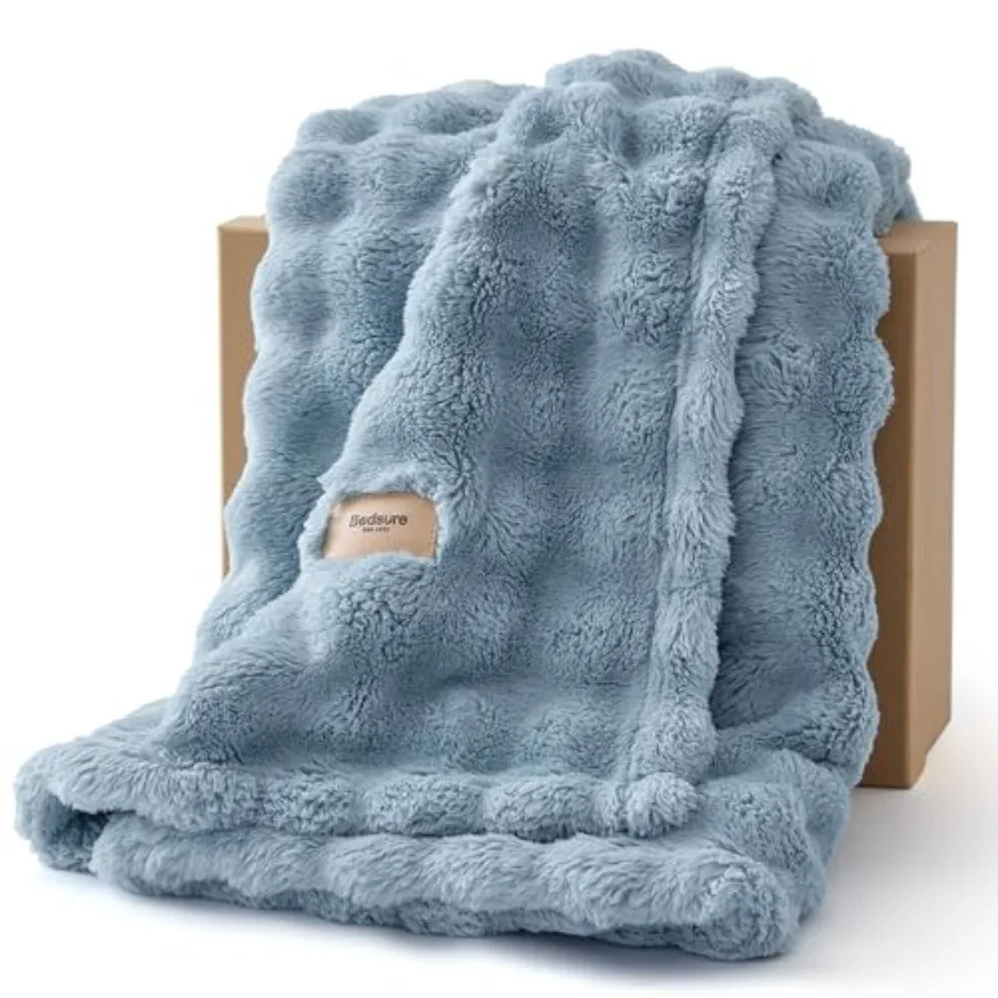 3D Fleece Bubble Blanket for Couch - GentleSoft Blue Spring Throw Blanket for Sofa Bed Room Decor - Luxury Soft Cozy Gifts for
3D Fleece Bubble Blanket for Couch - GentleSoft Blue Spring Throw Blanket for Sofa Bed Room Decor - Luxury Soft Cozy Gifts for