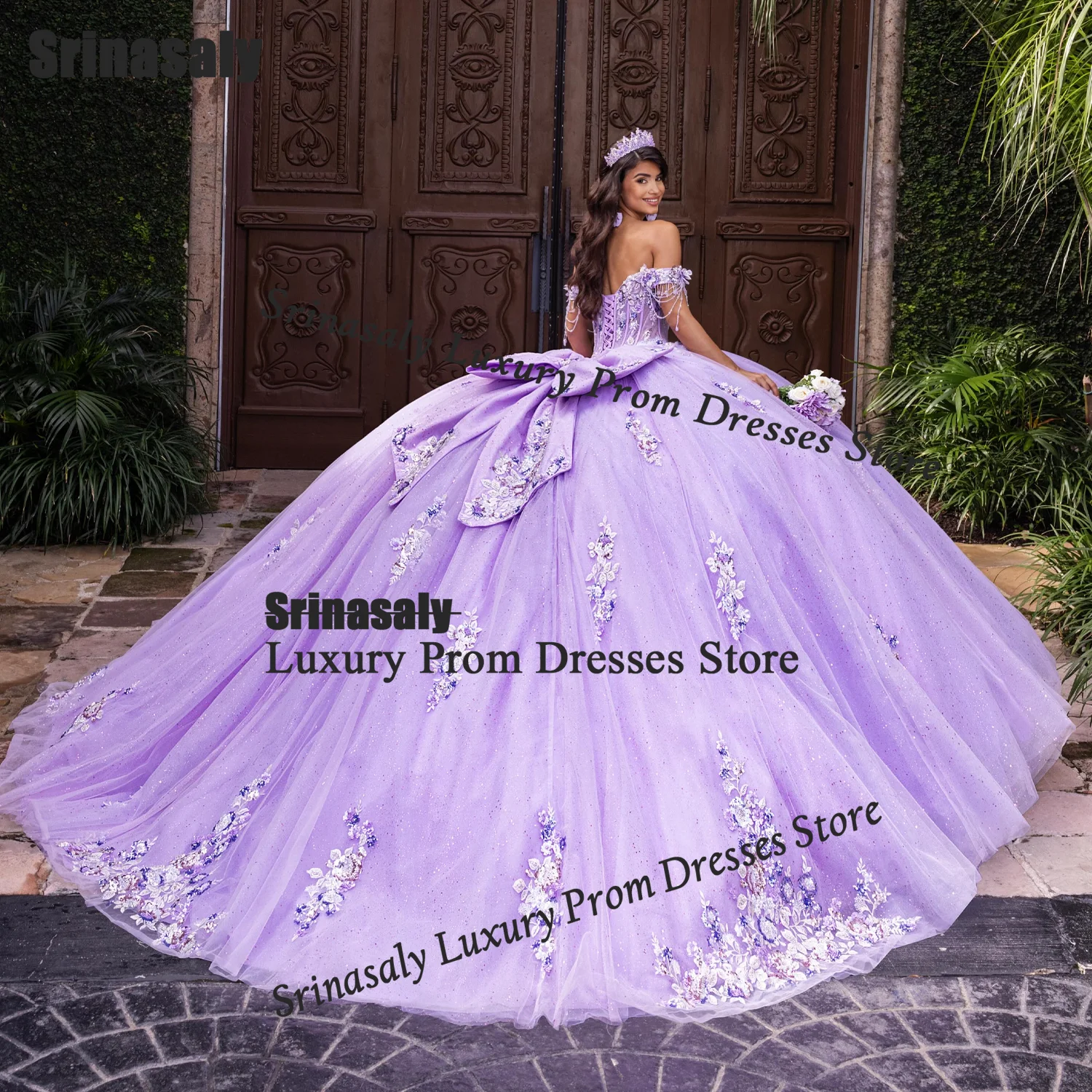 Princess Intricate Ball Gown Quinceanera Dresses Customized Bow Prints Birthday Sweet 16 Gowns Off Shoulder Vestidos De 15 Años
Princess Intricate Ball Gown Quinceanera Dresses Customized Bow Prints Birthday Sweet 16 Gowns Off Shoulder Vestidos De 15 Años