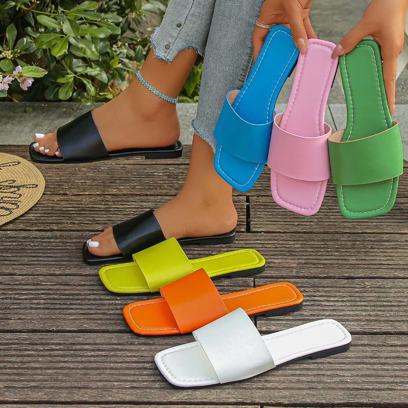New Trendy Women's Solid Color Flat Slippers Comfortable Square Toe Casual Home Slippers 2026 Summer Outdoor Beach Flip-flops 44
New Trendy Women's Solid Color Flat Slippers Comfortable Square Toe Casual Home Slippers 2026 Summer Outdoor Beach Flip-flops 44