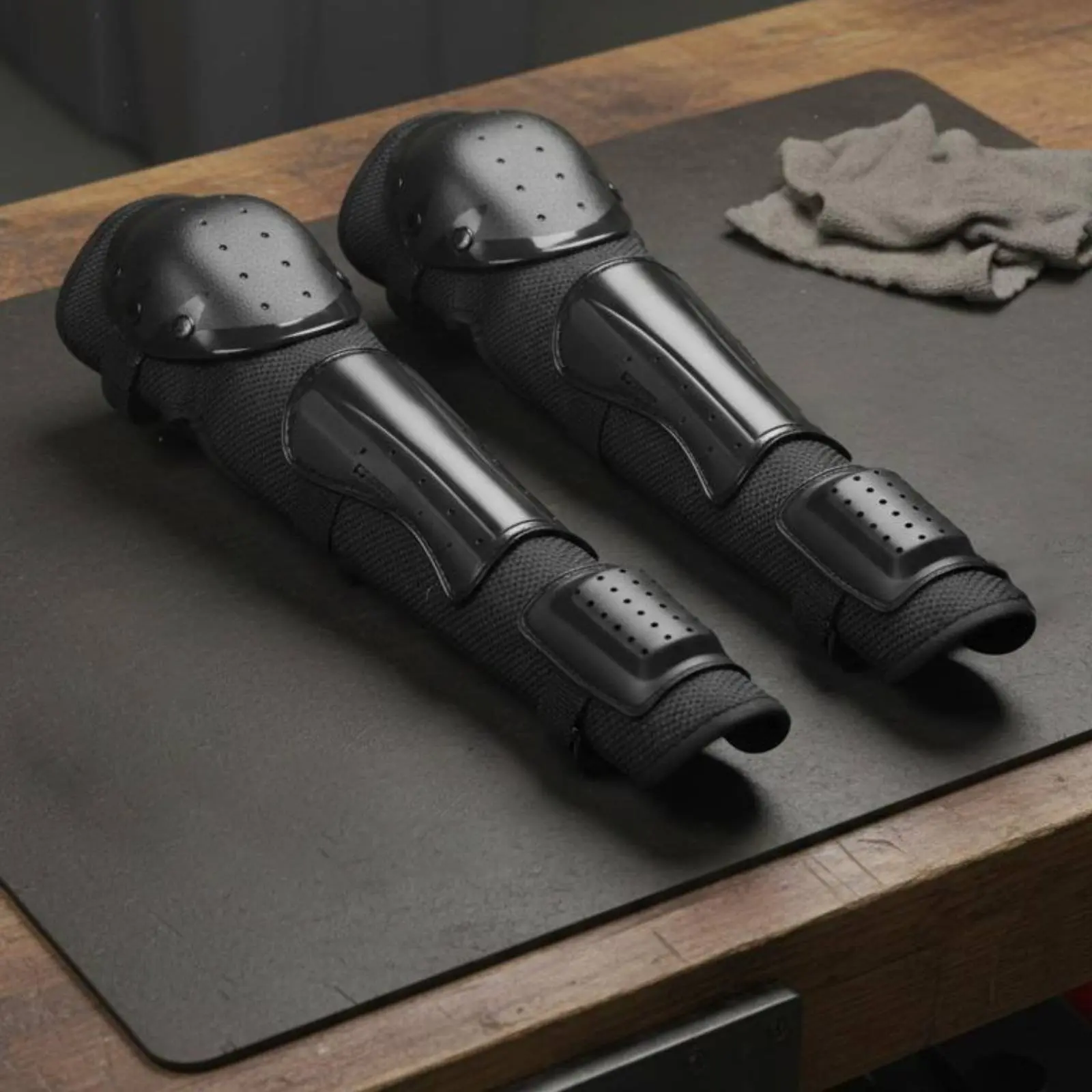 2 Pieces Motorcycle Knee Shin Guards Adjustable Straps Motocross Leg Guards Motocross Leg Protectors Comfortable Foam Padding
2 Pieces Motorcycle Knee Shin Guards Adjustable Straps Motocross Leg Guards Motocross Leg Protectors Comfortable Foam Padding