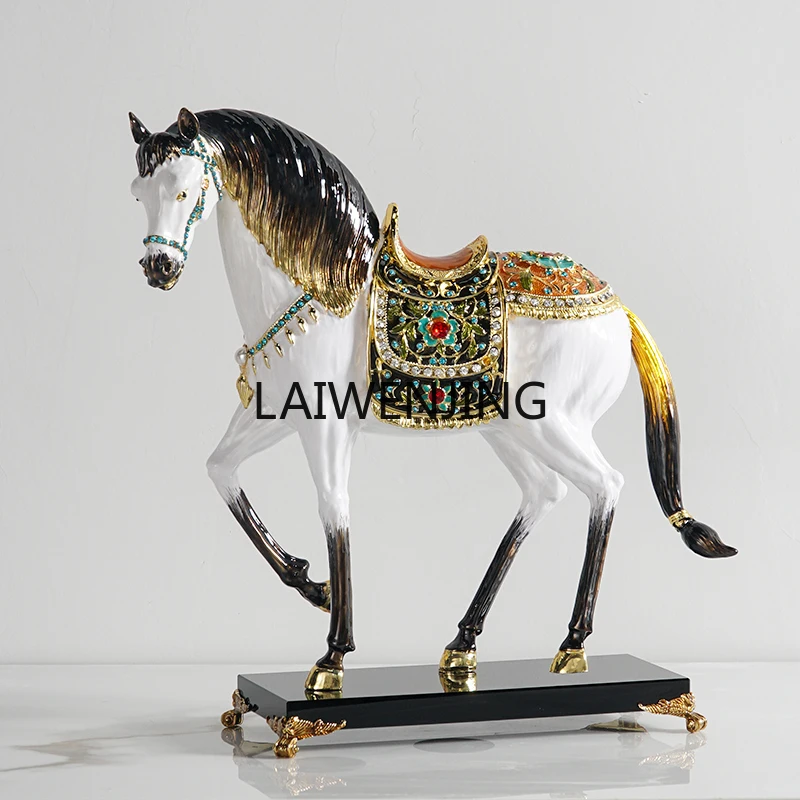 MJY high-grade enamel color craft horse ornament entrance wine cabinet is successfully decorated
MJY high-grade enamel color craft horse ornament entrance wine cabinet is successfully decorated