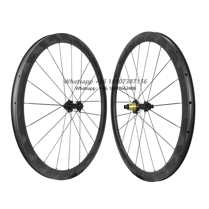 Карбоновые шоссейные колеса с карбоновыми спицами и керамическими подшипниками
Карбоновые шоссейные колеса с карбоновыми спицами и керамическими подшипниками