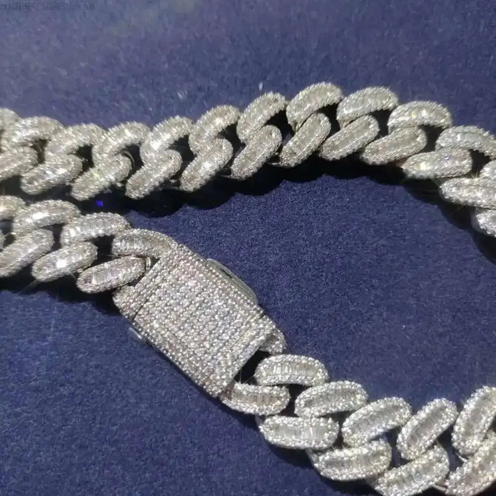 2023 Selling Quality 15mm Vvs Moissanite 14k/18k Iced Out Cuban Link Chain Necklace
2023 Selling Quality 15mm Vvs Moissanite 14k/18k Iced Out Cuban Link Chain Necklace
