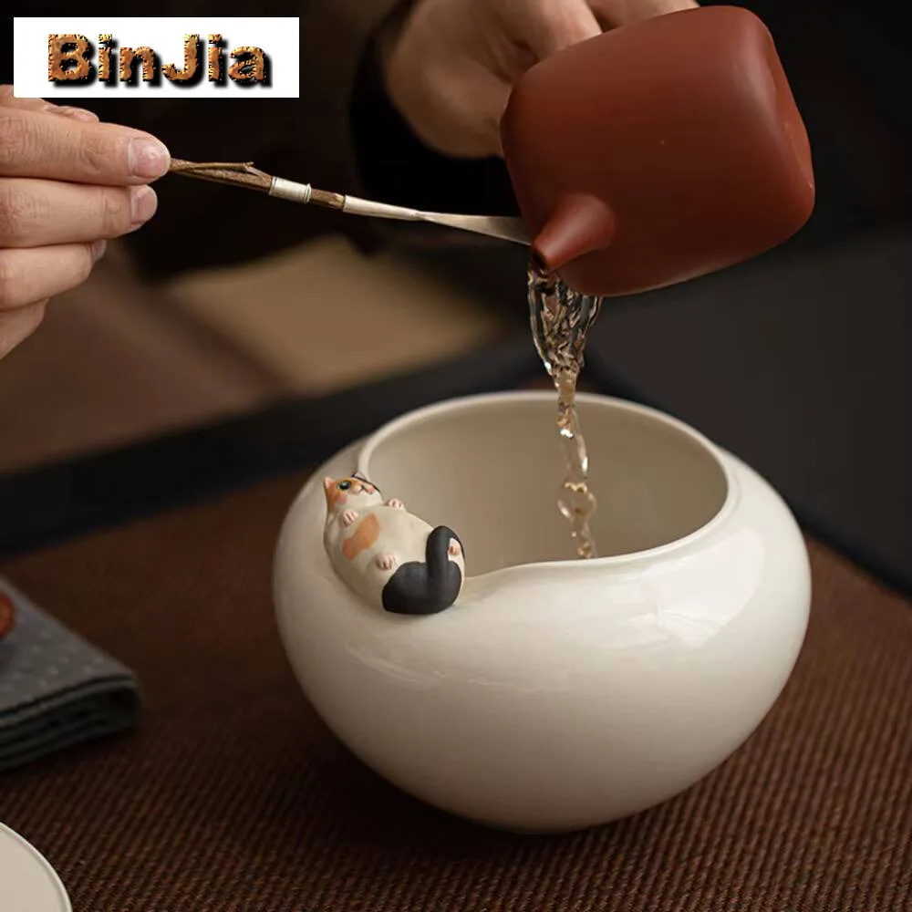 600ml Retro Grass Wood Gray Jianshui Japanese Lie Flat Cat Tea Wash Bowl Writing-brush Washer Chaxi Accessories Ornaments Craft
600ml Retro Grass Wood Gray Jianshui Japanese Lie Flat Cat Tea Wash Bowl Writing-brush Washer Chaxi Accessories Ornaments Craft