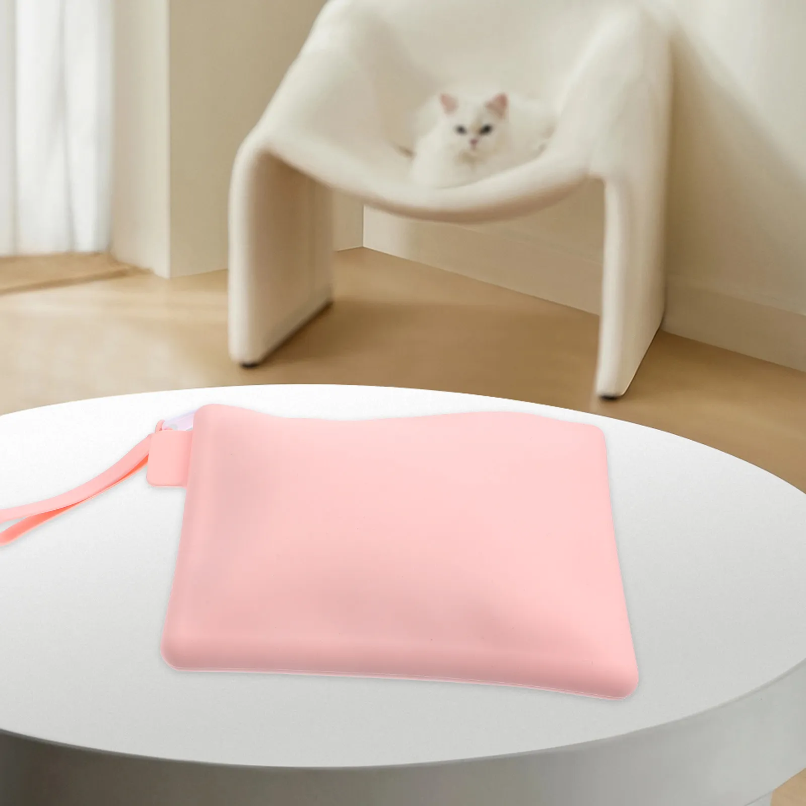 Силиконовый кошелек для монет розового цвета, премиум-класса, водонепроницаемый, минималистичный, портативный, на молнии, маленький кошелек для женщин и мужчин на каждый день
Силиконовый кошелек для монет розового цвета, премиум-класса, водонепроницаемый, минималистичный, портативный, на молнии, маленький кошелек для женщин и мужчин на каждый день