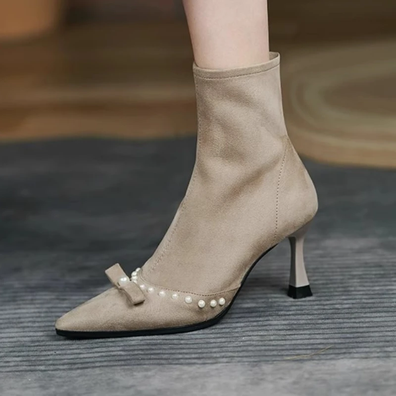 Bow Pearl Women Ankle Boots High Heels Shoes Sexy Pointed Toe Suede boots Heeled Shoes 2025 New Party Winter Pumps Zapatillas
Bow Pearl Women Ankle Boots High Heels Shoes Sexy Pointed Toe Suede boots Heeled Shoes 2025 New Party Winter Pumps Zapatillas
