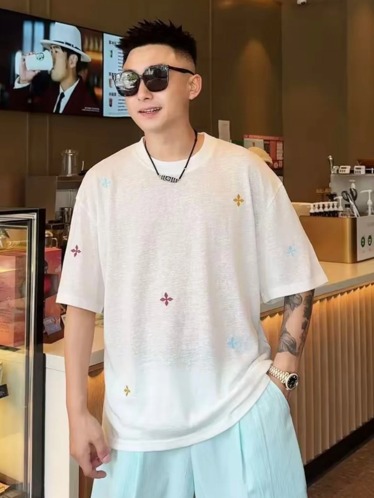 Summer Thin Embroidered Cross Flower round Neck Short Sleeve Men's Fashionable Versatile Skin-friendly Breathable Drapey T-shirt
Summer Thin Embroidered Cross Flower round Neck Short Sleeve Men's Fashionable Versatile Skin-friendly Breathable Drapey T-shirt