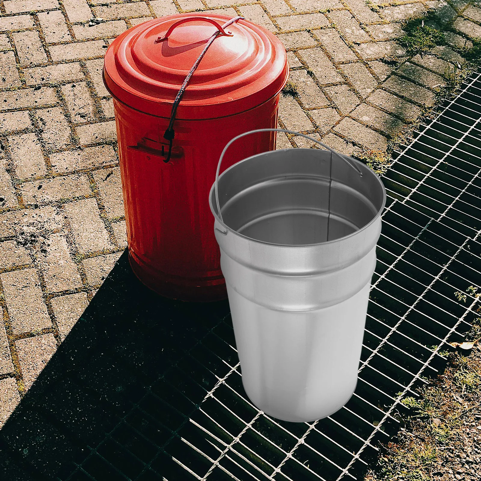 1 Galvanized Round 22.3x38 Trash Can Inner for Kitchen Bathroom Portable Garbage Container Metal Bucket Galvanized Iron Bucket
1 Galvanized Round 22.3x38 Trash Can Inner for Kitchen Bathroom Portable Garbage Container Metal Bucket Galvanized Iron Bucket