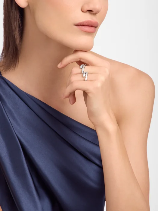 Glittering Crystal P Alphabet S925 Silver Ring Luxury Finger Ornament for Ladies Evening Party
Glittering Crystal P Alphabet S925 Silver Ring Luxury Finger Ornament for Ladies Evening Party