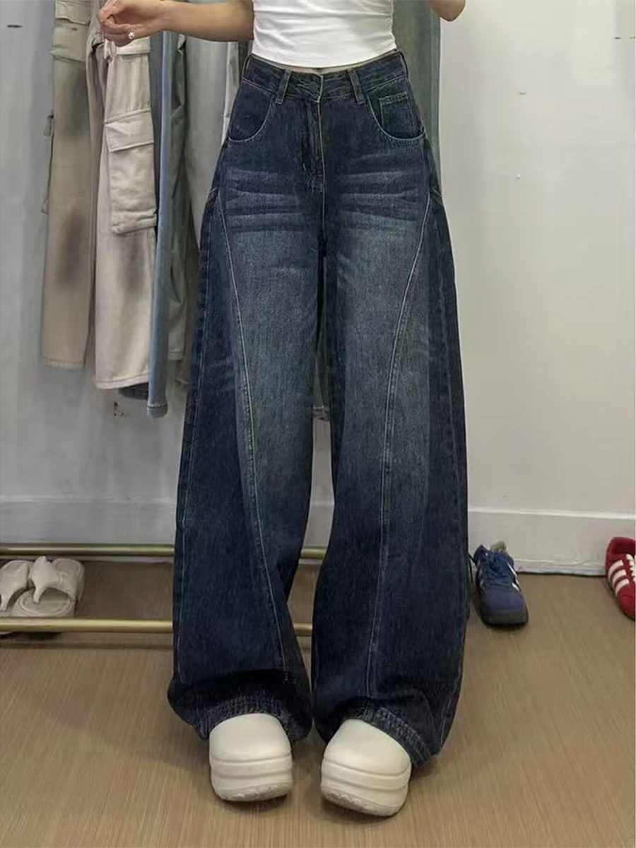 Джинсы женские больших размеров, летние, свободные, с высокой талией, прямые, широкие штанины, для коррекции фигуры (типа «груша»)
Джинсы женские больших размеров, летние, свободные, с высокой талией, прямые, широкие штанины, для коррекции фигуры (типа «груша»)